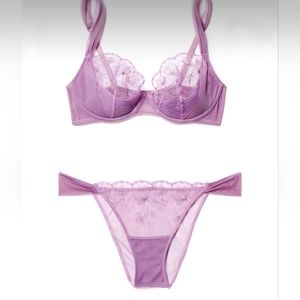 Adore Me Sofia Contour Bra & Panty Set